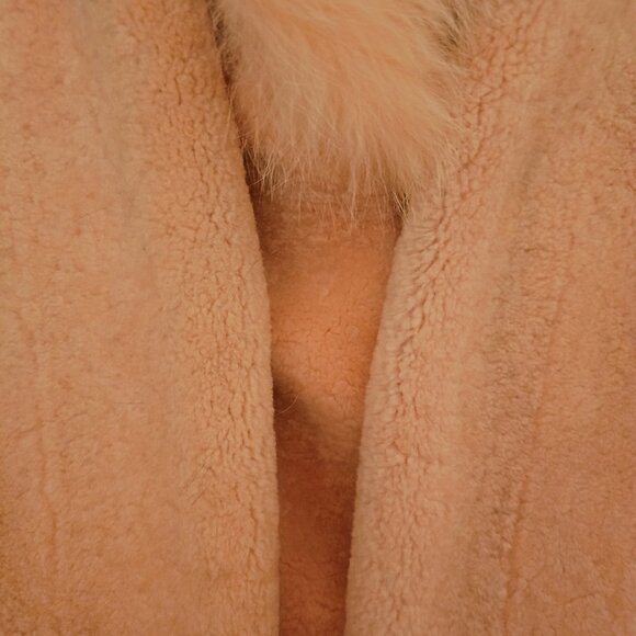 NewReal Merino Sheepskin Shearling Coat Jacket Lamb Fur Cherry Blossom Baby Pink - Picture 6 of 6